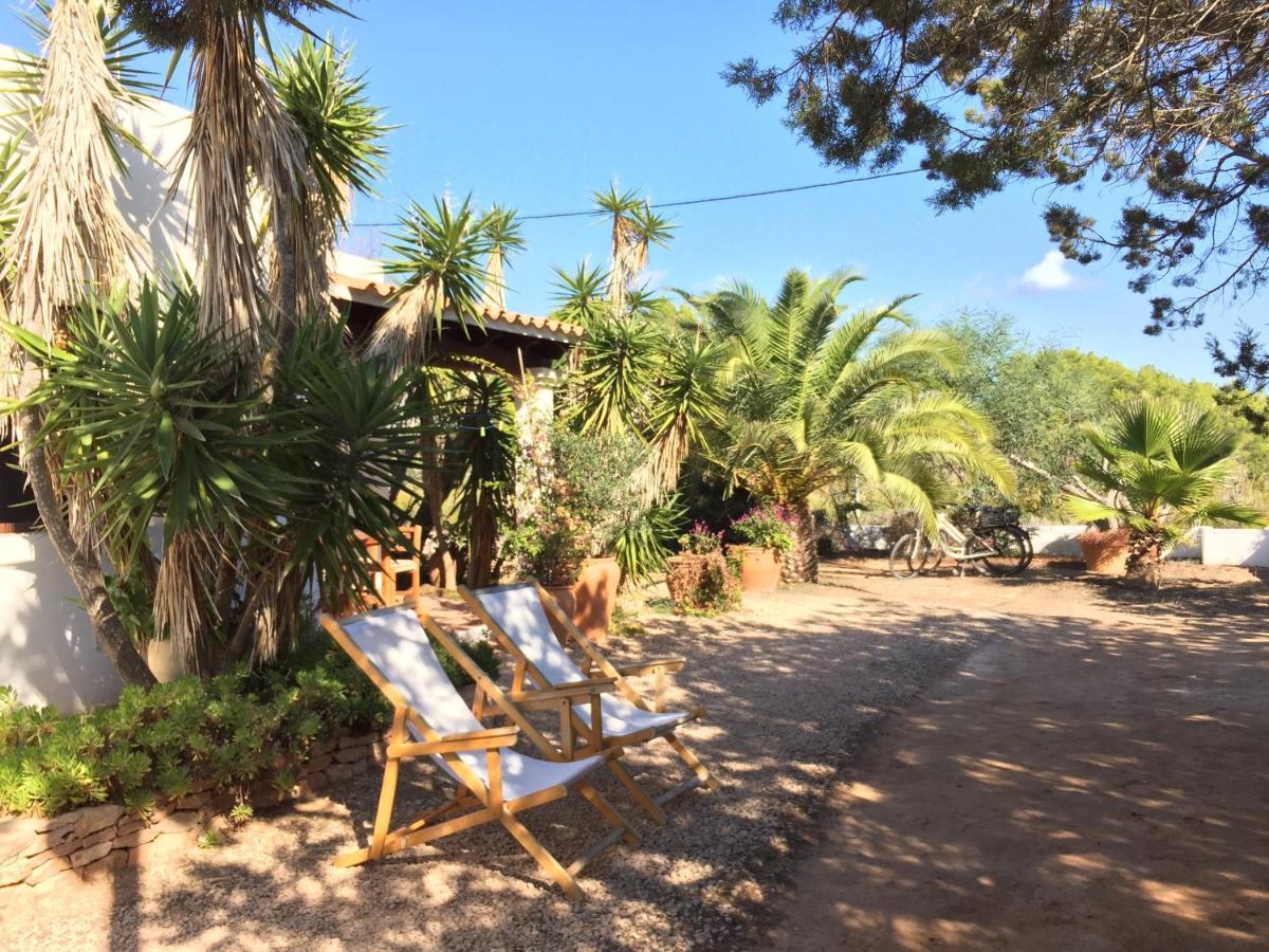 Apartamentos Laura Playa De Migjorn Kültér fotó