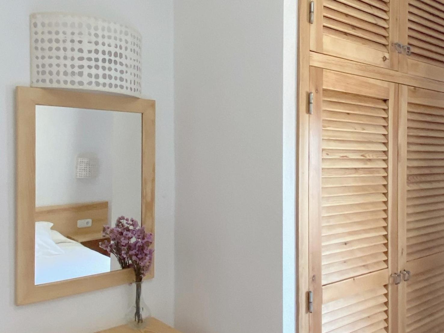 Apartamentos Laura Playa De Migjorn Kültér fotó