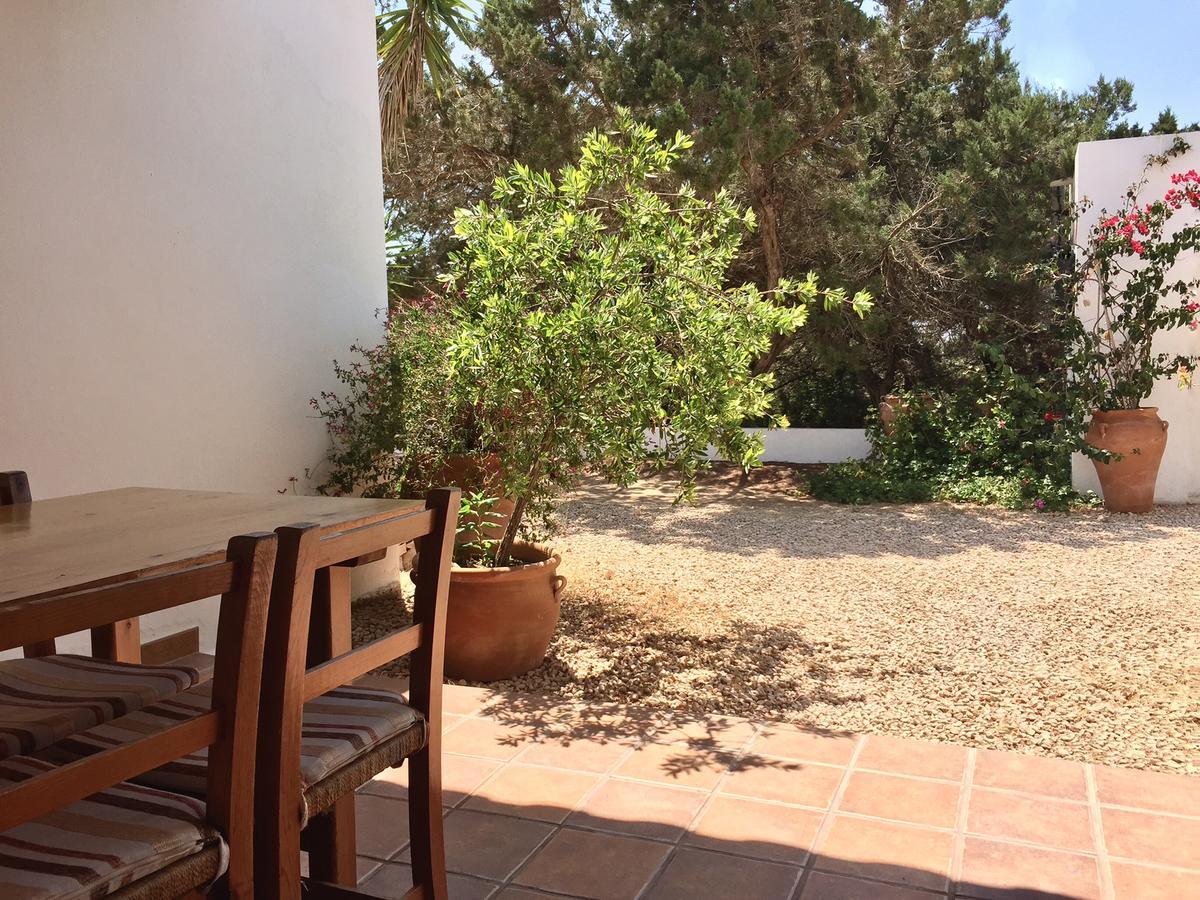 Apartamentos Laura Playa De Migjorn Kültér fotó