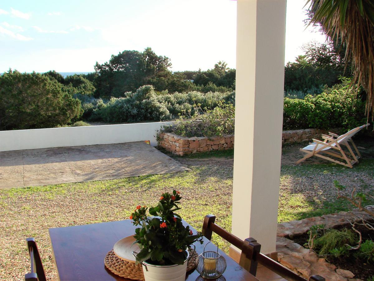 Apartamentos Laura Playa De Migjorn Kültér fotó