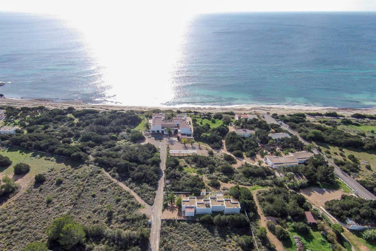 Apartamentos Laura Playa De Migjorn Kültér fotó